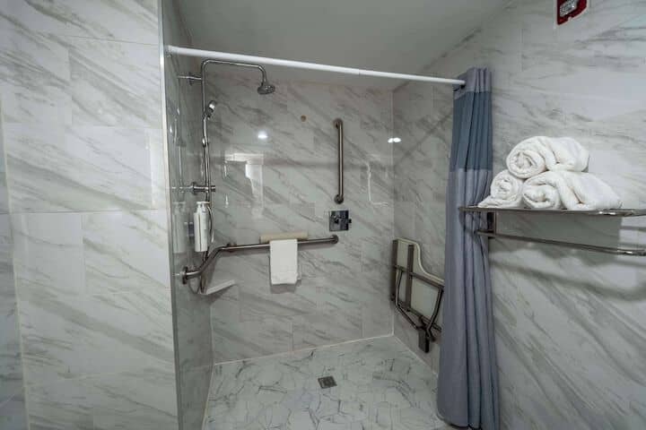 Bathroom shower